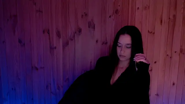 Snapshot of AlisaLink chatting on 10-17-25, 05:37 AlisaLink online show from 10-17-25, 05:37