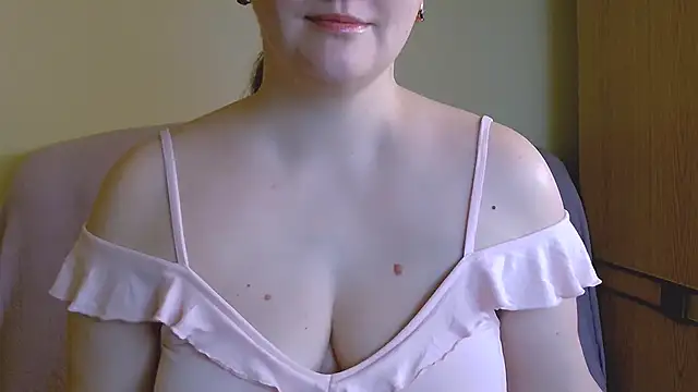 ChubbyMaia online show from 02-26-25, 12:36