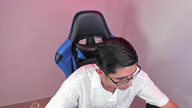 Ethan Sai    online show from 01-11-25, 06:12