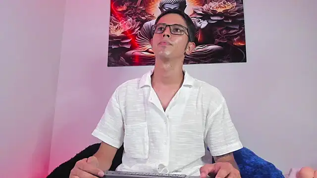 Ethan Sai    online show from 02-17-25, 08:04