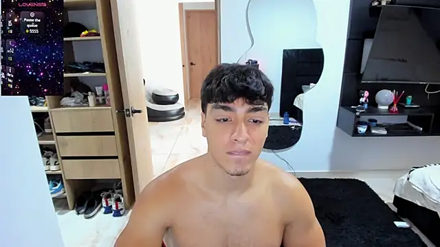 Cristhian Evans online show from 10-17-25, 12:08