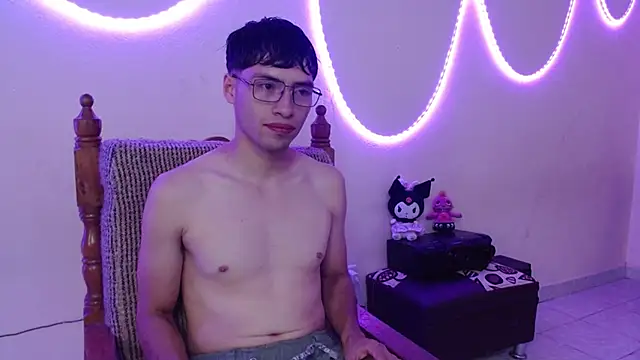 nolanjay  online show from 02-18-25, 03:32