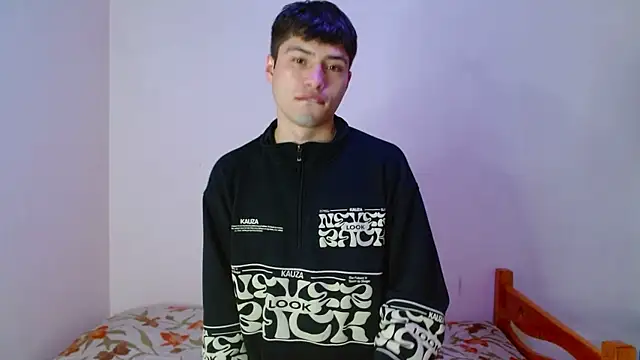 nolanjay  online show from 09-24-25, 10:02