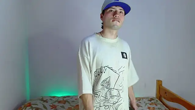 nolanjay  online show from 09-25-25, 08:12