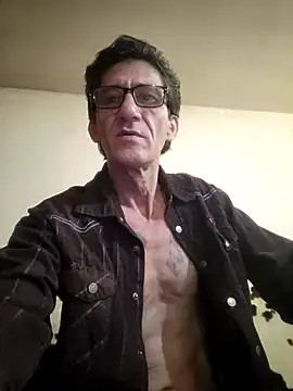 Snapshot of Zgodanilep chatting on 02-12-25, 10:24 Zgodanilep online show from 02-12-25, 10:24