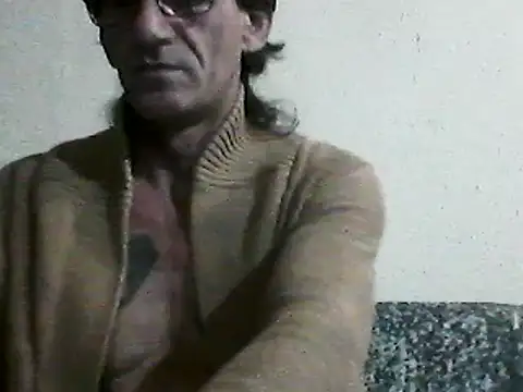 Snapshot of Zgodanilep chatting on 03-13-25, 09:16 Zgodanilep online show from 03-13-25, 09:16