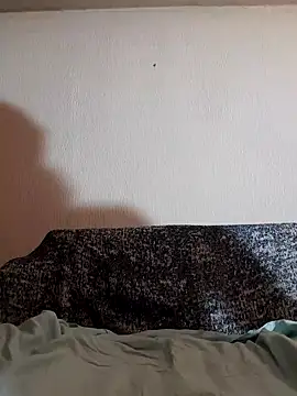 Snapshot of Zgodanilep chatting on 03-17-25, 01:29 Zgodanilep online show from 03-17-25, 01:29