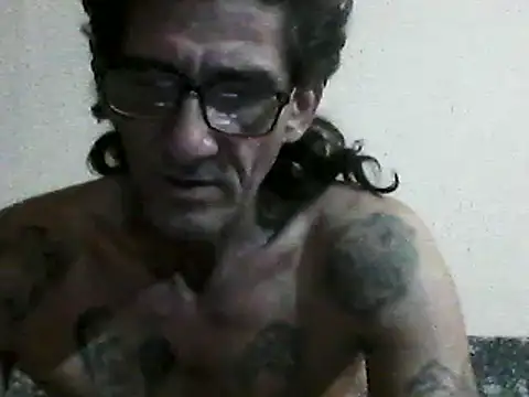 Snapshot of Zgodanilep chatting on 03-20-25, 05:58 Zgodanilep online show from 03-20-25, 05:58