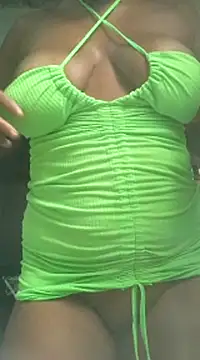 Snapshot of LuahSanthos chatting on 02-27-25, 05:58 LuahSanthos online show from 02-27-25, 05:58