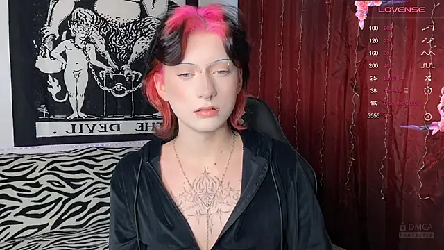 Snapshot of Vailyreb_ chatting on 02-04-25, 12:55 Vailyreb online show from 02-04-25, 12:55