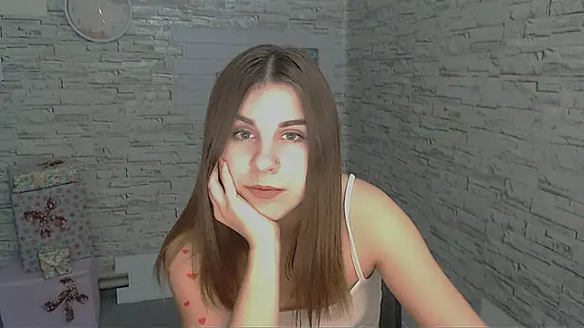 Sweet Doll Luna online show from 12-07-24, 05:42