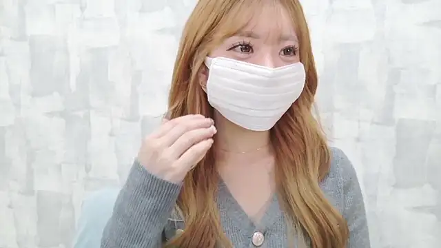 LOVE MOMO LOVE online show from 03-25-26, 11:49