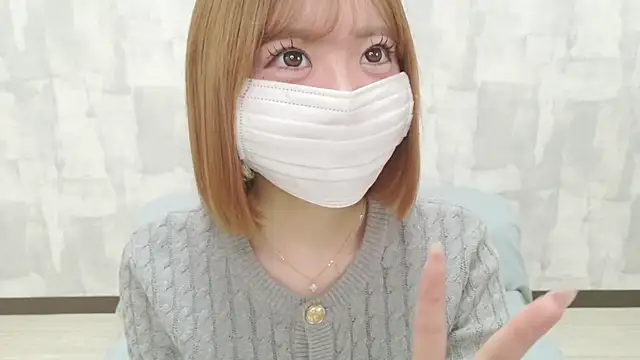 Snapshot of LOVE_MOMO_LOVE chatting on 04-21-26, 11:38 LOVE MOMO LOVE online show from 04-21-26, 11:38