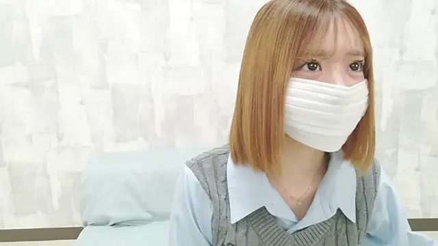 Snapshot of LOVE_MOMO_LOVE chatting on 05-24-26, 12:21 LOVE MOMO LOVE online show from 05-24-26, 12:21