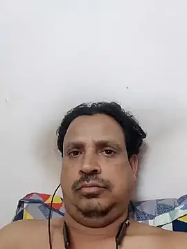 Raj1043 online show from 12-28-24, 07:33