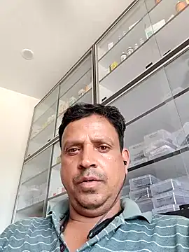 Snapshot of Raj1043 chatting on 05-20-26, 06:30 Raj1043 online show from 05-20-26, 06:30