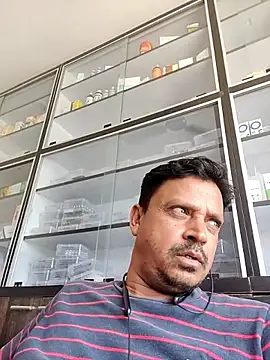 Snapshot of Raj1043 chatting on 05-31-26, 06:21 Raj1043 online show from 05-31-26, 06:21