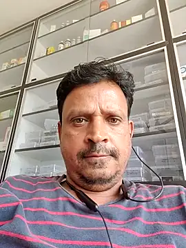 Snapshot of Raj1043 chatting on 06-01-26, 07:21 Raj1043 online show from 06-01-26, 07:21