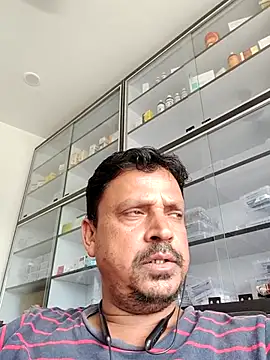 Snapshot of Raj1043 chatting on 06-06-26, 07:35 Raj1043 online show from 06-06-26, 07:35