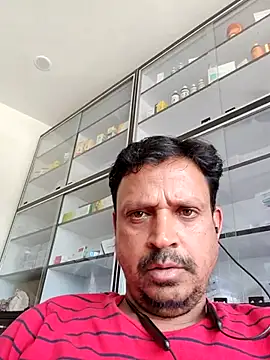 Snapshot of Raj1043 chatting on 06-08-26, 06:03 Raj1043 online show from 06-08-26, 06:03