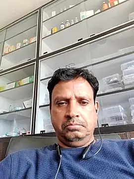 Snapshot of Raj1043 chatting on 06-20-26, 05:32 Raj1043 online show from 06-20-26, 05:32