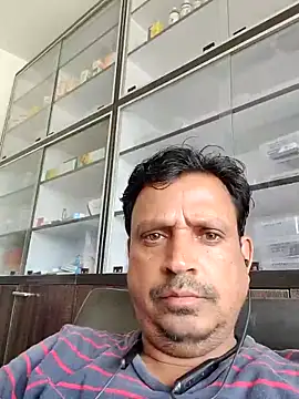 Snapshot of Raj1043 chatting on 06-23-26, 05:27 Raj1043 online show from 06-23-26, 05:27