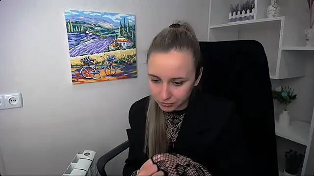 Snapshot of _Nicole_new chatting on 05-03-26, 10:10 Nicole new online show from 05-03-26, 10:10