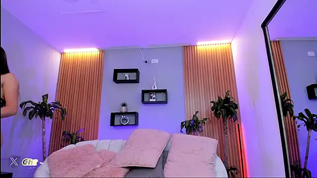 Aixaa charles online show from 09-26-25, 12:09