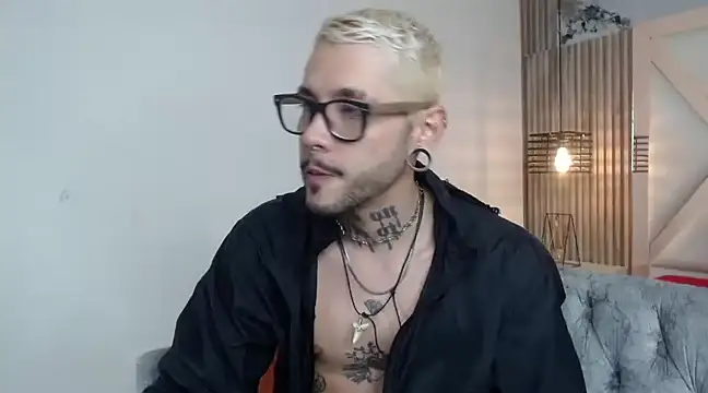 MurdockH online show from 03-23-25, 06:26