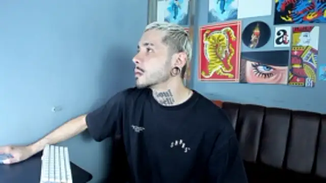 MurdockH online show from 03-18-26, 04:48