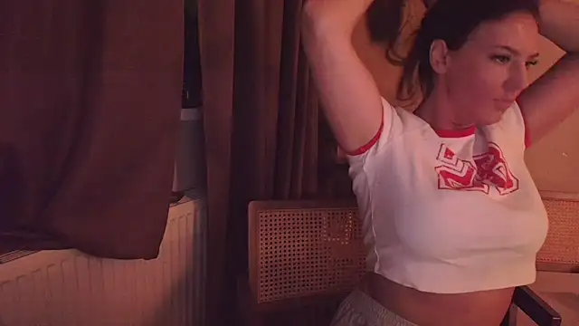 Nina24 online show from 10-27-25, 08:02