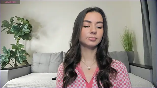 NicoleLuv online show from 02-03-25, 01:08