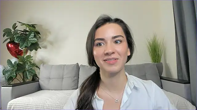 NicoleLuv online show from 03-06-25, 04:07