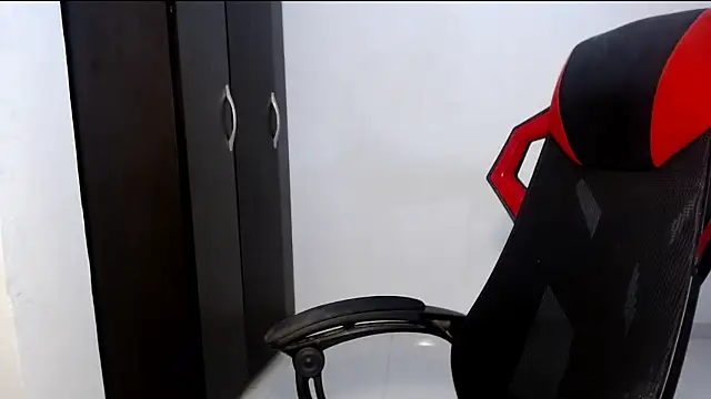 meghan2 online show from 09-28-25, 02:28