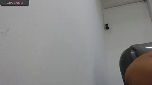 sexy lady 0 online show from 02-19-25, 08:41