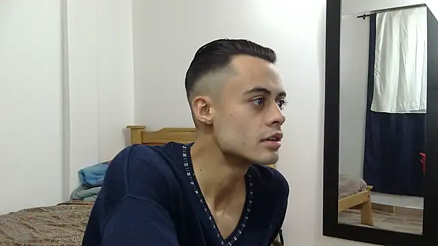 Snapshot of Spartan-Blaze chatting on 01-18-25, 04:48 Spartan-Blaze online show from 01-18-25, 04:48