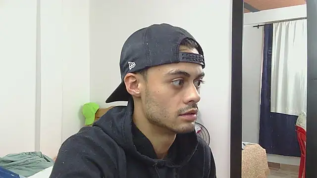 Snapshot of Spartan-Blaze chatting on 02-04-25, 12:33 Spartan-Blaze online show from 02-04-25, 12:33