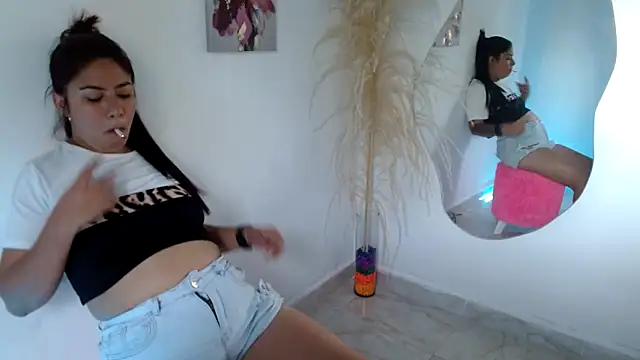 Mary Pompis online show from 12-14-24, 09:13