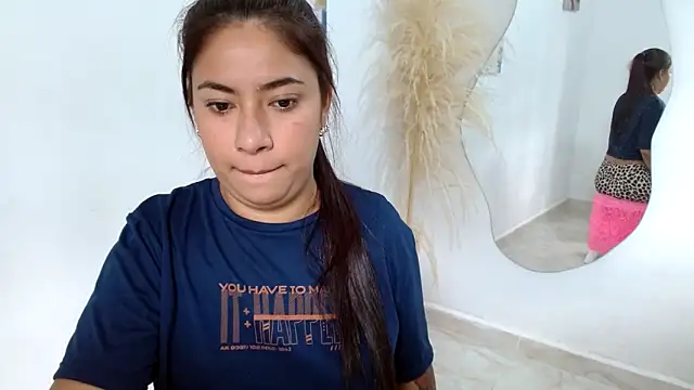 Mary Pompis online show from 01-04-25, 05:16