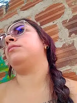 Mary Pompis online show from 01-30-25, 04:02