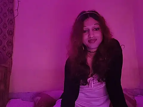Snapshot of MmmMonikaBabie chatting on 01-13-25, 06:05 MmmMonikaBabie online show from 01-13-25, 06:05