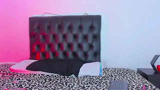 Snapshot of seline_wolff chatting on 01-07-25, 03:46 seline wolff online show from 01-07-25, 03:46