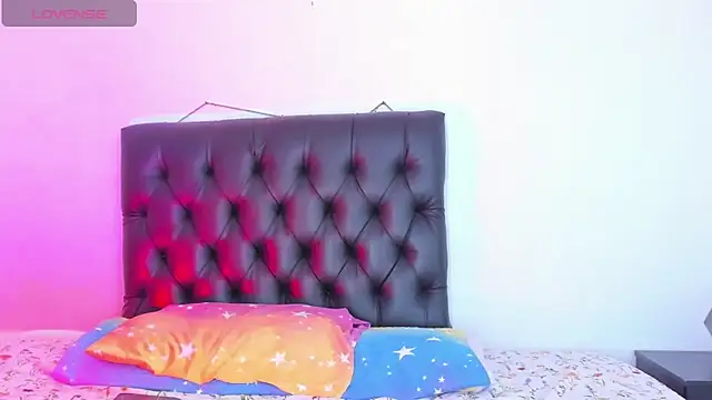 Snapshot of seline_wolff chatting on 01-31-25, 03:20 seline wolff online show from 01-31-25, 03:20