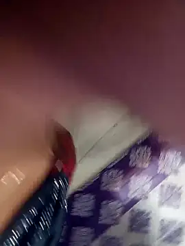 Miss-Riyasingh online show from 09-25-25, 03:32