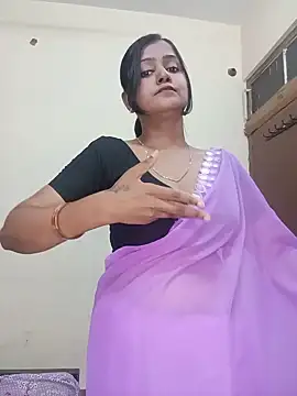 Snapshot of Miss-Riyasingh chatting on 06-13-26, 02:04 Miss-Riyasingh online show from 06-13-26, 02:04