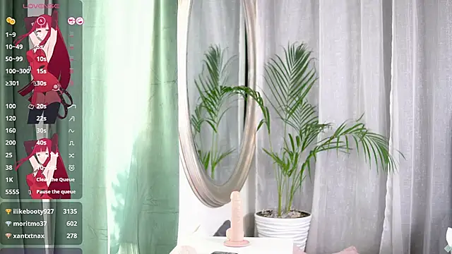 Snapshot of BelleSkye chatting on 01-31-25, 12:51 BelleSkye online show from 01-31-25, 12:51