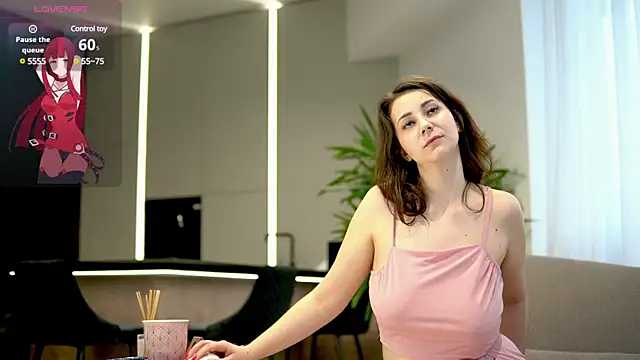 Snapshot of BelleSkye chatting on 02-18-25, 01:11 BelleSkye online show from 02-18-25, 01:11