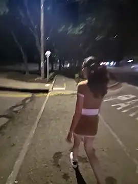 aurelialux online show from 03-19-25, 04:57