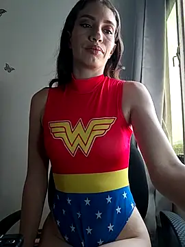 aurelialux online show from 09-22-25, 09:28