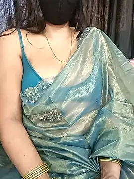 Snapshot of kaamuk_shweta chatting on 02-19-25, 10:56 kaamuk shweta online show from 02-19-25, 10:56